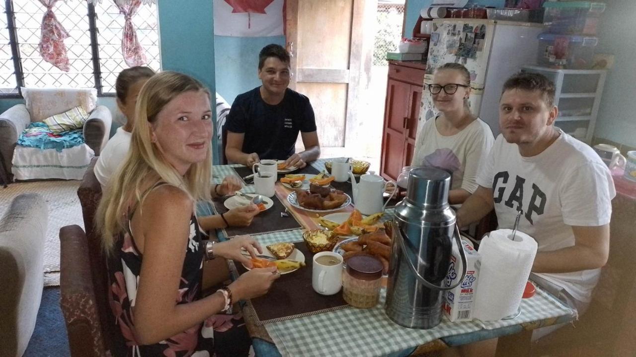 Save'S Homestay Nadi Kültér fotó